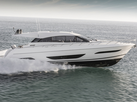 « Avec sa cabine arrière innovante, le X60 est une première mondiale dans sa catégorie. Ce yacht à moteur repensé annonce la nouvelle génération du design Maritimo » « Avec sa cabine arrière innovante, le X60 est une première mondiale dans sa catégorie. Ce yacht à moteur repensé annonce la nouvelle génération du design Maritimo »