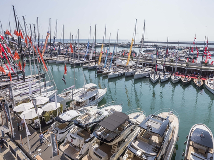 Le salon de Gênes aura bien lieu, du 20 au 25 septembre Découvrez nos coups de coeur pour cette 58e édition. Le salon de Gênes aura bien lieu, du 20 au 25 septembre Découvrez nos coups de coeur pour cette 58e édition.