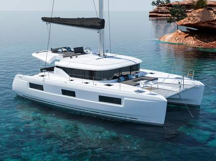 Sur le Lagoon 40, le cockpit avant est plus profond et celui situé à l'arrière plus spacieux. La circulation extérieure est facilitée vers le fly avec 2 accès : par le cockpit arrière ou par le pont. Sur le Lagoon 40, le cockpit avant est plus profond et celui situé à l'arrière plus spacieux. La circulation extérieure est facilitée vers le fly avec 2 accès : par le cockpit arrière ou par le pont.