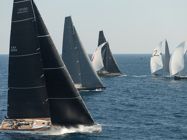 Plusieurs célébrations marqueront également l'exceptionnel Jubilé Fife pour le Trophée Rolex, organisé pour marquer les 130 ans du dragon d'étrave du chantier écossais. Nautisme Article