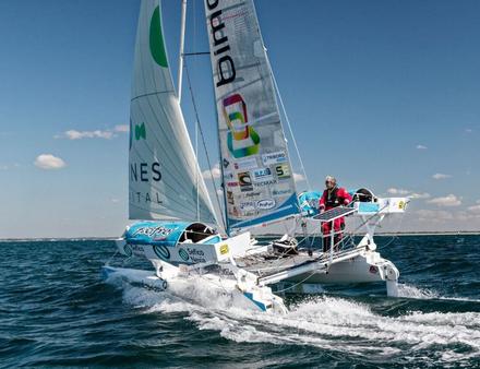 Défi Bimedia : 1er Passage du Nord-Ouest à la voile en solitaire en 2017 (71 jours au milieu des glaces sur un catamaran de sport de 6,30 m non habitable) Nautisme Article