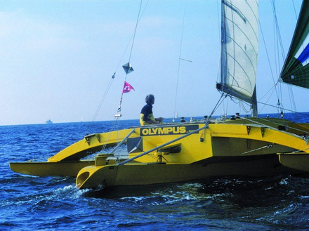 Mike Birch, premier vainqueur de la Route du Rhum en 1978, à bord d'Olympus. Nautisme Article