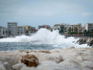 La houle perturbe le début de la GC32 TPM MED CUP