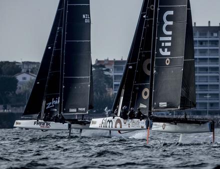 Pour la GC32 TPM Med Cup, l'équipe Française termine deuxième derrière .film Racing de l'Australien Simon Delzoppo. Nautisme Article