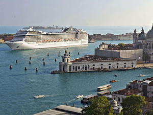 Venise : les croisiéristes assurent être une aubaine, pas un problème