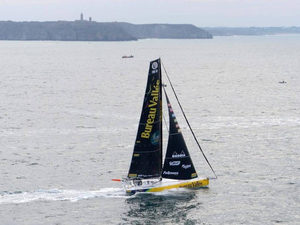 Louis Burton contraint à l'abandon sur Bureau Vallée 2