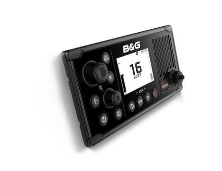 Chez B&G, la VHF V60 est conçue pour remplacer la V50. Nautisme Article