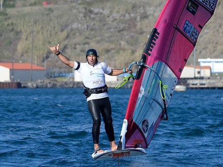 Parmi les nommés, on retrouve Antoine Albeau : Champion du monde PWA (Slalom) + 3ème championnat du monde PWA (Foil). Parmi les nommés, on retrouve Antoine Albeau : Champion du monde PWA (Slalom) + 3ème championnat du monde PWA (Foil).