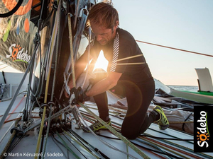 L'émotion de Thomas Coville, avant son arrivée imminente à Pointe-à-Pitre
