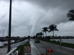 Vidéos : des trombes marines spectaculaires ces derniers jours