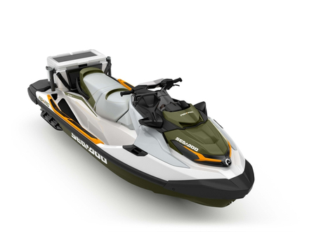 Alternative aux petits bateaux de pêche, le jet canadien embarque des équipements spécifiques comme une glacière amovible de 51 litres, des repose-pieds ou encore un détecteur/sondeur type Echomap Garmin Nautisme Article