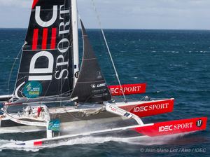 Aller-retour express dans l'Atlantique pour le maxi-trimaran IDEC SPORT