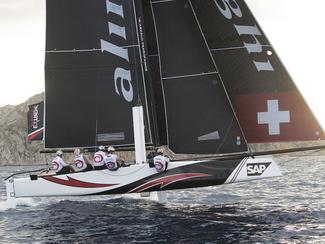 Extreme Sailing Series : Alinghi, équipe la...