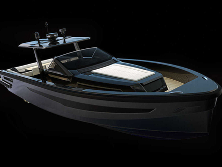 Le SR 43 affiche une étrave droite, un cockpit profond, une console centrale complétée par un élégant hard-top et un bain de soleil avant pour deux personnes. 