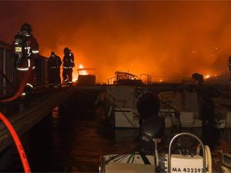 Marseille : une vingtaine de bateaux touchés...