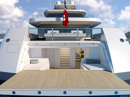 L'architecture navale méticuleusement planifiée du projet permet de réduire la consommation de carburant à seulement 11,5 litres par mille marin à une vitesse de croisière de 12 nds. Nautisme Article