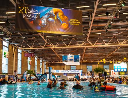 La piscine a été le lieu de milliers de baptêmes de plongée cette année encore et de nombreuses démonstrations. Nautisme Article