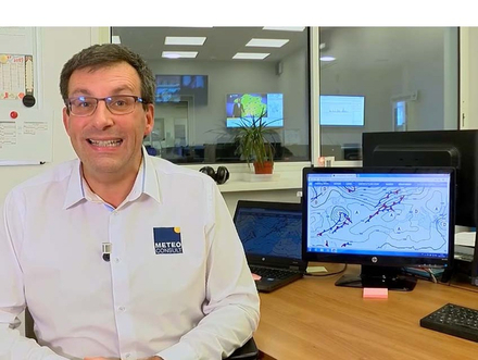 « Ce noroit soutenu liée à une descente d'air froid en altitude permettra de traverser rapidement le golfe de Gascogne en direction du Cap Finisterre » explique Cyrille Duchesne, expert METEO CONSULT. Nautisme Article