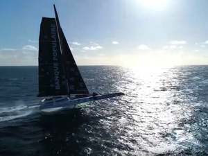 Le Cléac'h à la barre d'un nouveau bateau volant fin 2020