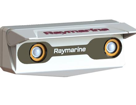 DockSense utilise deux systèmes de géolocalisation, GPS et AHRS, pour compenser les effets du vent et des courants, ainsi que plusieurs caméras Flir installées à bord. Nautisme Article