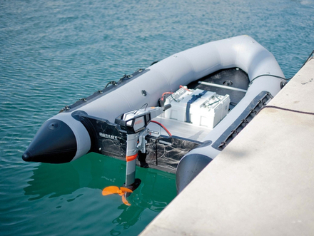 La nouvelle Power 24-3500 est étanche IP67 et a une durée de vie nettement supérieure à celle des batteries à base de plomb. Elle convient tant aux bateaux de loisirs qu'à la navigation commerciale. La nouvelle Power 24-3500 est étanche IP67 et a une durée de vie nettement supérieure à celle des batteries à base de plomb. Elle convient tant aux bateaux de loisirs qu'à la navigation commerciale.