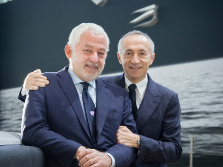 De gauche à droite, les deux protagonistes du rapprochement, Luca Bassani, fondateur de Wally et Alberto Galassi, PDG du Groupe Ferretti. Nautisme Article