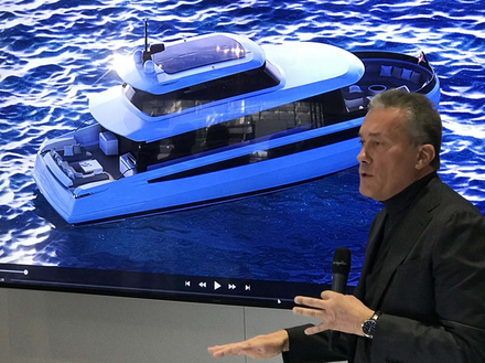 Architecte de renom, l'italien Francesco Guida est à l'origine du projet. Il a travaillé sur ce nouveau concept de motor-yacht 100% italien fabriqué près de Naples. Nautisme Article