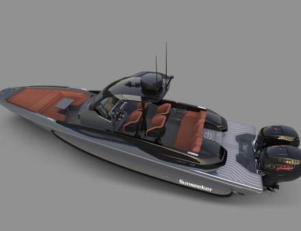Le plan de pont prévoit de nombreuses assises et un auvent en option. Le poste de pilotage est équipé d'un système de navigation Simrad, au centre du bateau. Nautisme Article