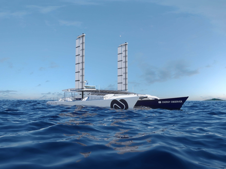 Ce voyage sera l'occasion pour les équipes de produire différents contenus dont une soixantaine de films courts, quatre films de 52 minutes et un film long de 90 min diffusé sur Canal+. Ce voyage sera l'occasion pour les équipes de produire différents contenus dont une soixantaine de films courts, quatre films de 52 minutes et un film long de 90 min diffusé sur Canal+.