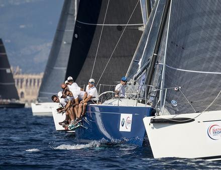 Ouvert aux ClubSwan 50s, Swan 45s et ClubSwan 42s, et maintenant au ClubSwan 36, le Nations Trophy est évènement incontournable dans le monde des régates. Nautisme Article
