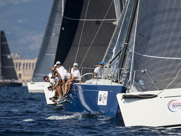 Ouvert aux ClubSwan 50s, Swan 45s et ClubSwan 42s, et maintenant au ClubSwan 36, le Nations Trophy est évènement incontournable dans le monde des régates. Nautisme Article