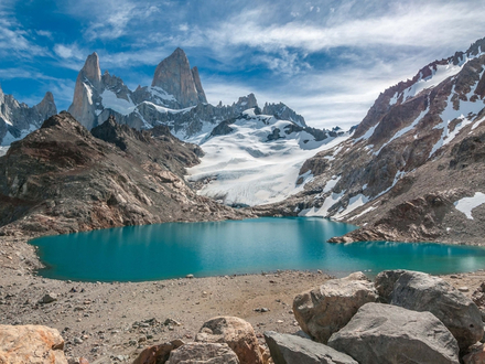 Au coeur de la Cordillère des Andes se dresse le célèbre Fitz Roy à 3359 mètres d'altitude. Un paysage à couper le souffle !
