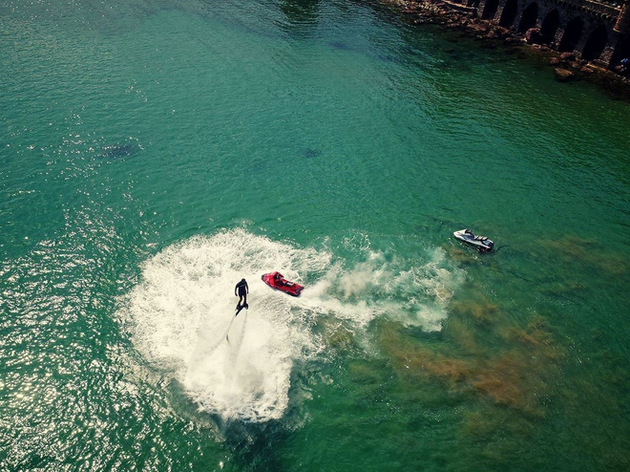 Du côté des animations, le public pourra visiter la vedette de la SNSM et les amateurs de sports nautiques pourront réaliser leur baptême de jet-ski. Nautisme Article