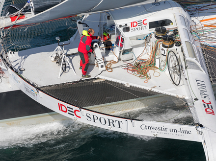 Après une tournée méditerranéenne au printemps, Francis Joyon entamera son IDEC SPORT Asian Tour 2019-2020 avec au programme deux records connus. Après une tournée méditerranéenne au printemps, Francis Joyon entamera son IDEC SPORT Asian Tour 2019-2020 avec au programme deux records connus.