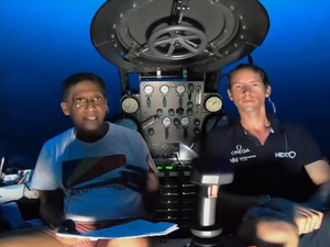 A 120 m de profondeur, le président des Seychelles plaide pour la protection des océans