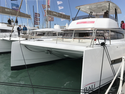 Parmi les nouveautés "moteur", le nouveau Bali 4.3 MY et son immense fly. Nautisme Article