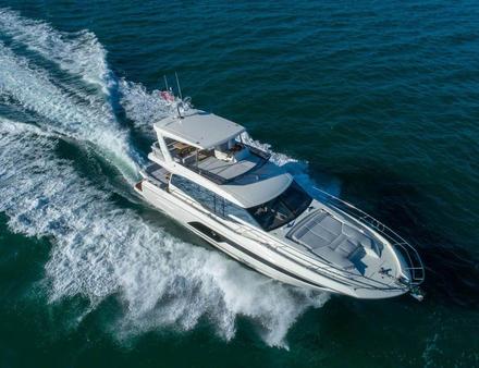 Prestige sera présent en force avec sa gamme Flybridge (Prestige 520 et 590, ci-dessus) et sa gamme S-Line (Prestige 460 S et 680 S). Nautisme Article