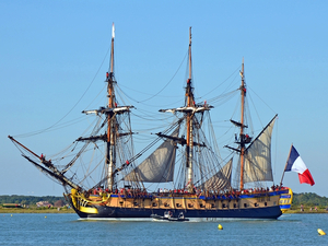 L'Hermione et le Belem, invités d'honneur de Débord de Loire