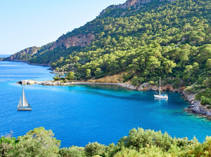 Louer un bateau et partir naviguer en Méditerranée...