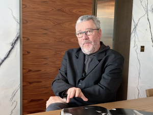 Starck : « Je suis avant tout un marin, j'ai des écailles dans le dos ! »