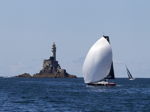 Solitaire URGO Le Figaro : encore cent milles vers Kinsale...premières arrivées vers 20h 