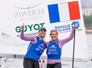 Camille Lecointre et Aloïse Retornaz remportent la finale de la coupe du monde en 470