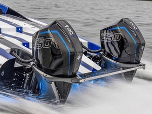 Un nouveau Mercury Racing 450R avec compresseur !