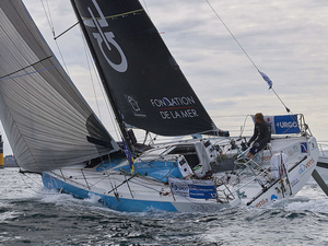 Solitaire URGO Le Figaro : Yoann Richomme reste en tête au général, le jeu s'ouvre en grand