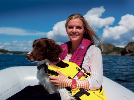 Lorsque le xFOB est éloigné de plus de 10 mètres (ou immergé), le moteur se coupe. Lorsque le xFOB est éloigné de plus de 10 mètres (ou immergé), le moteur se coupe.