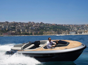 Evo T2 : tender et day-cruiser à la fois