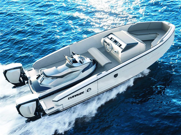 Ce bateau dispose de bordés arrières papillon qui portent la surface du cockpit à 10 m2, offrant ainsi une immense plateforme de bain. Nautisme Article