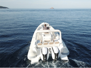 Corsil Marine, premier concessionnaire français à commercialiser le nouveau Lomac 850 IN 