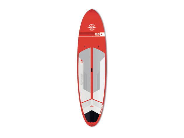 La marque tricolore Bic Sport est réputée pour sa stabilité, sa glisse, son comportement marin et sa capacité à pouvoir surfer. dans les petites vagues. Nautisme Article