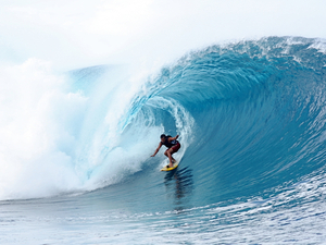 Epreuve de surf aux JO de Paris-2024: Tahiti défend sa candidature avec ses vagues mythiques !